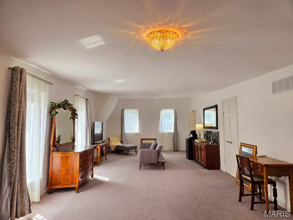 $970,000 | 1815 Lafayette Avenue, St. Louis, MO 63104