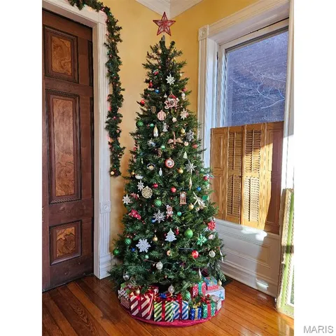 $1,050,000 | 1815 Lafayette Avenue, St. Louis, MO 63104