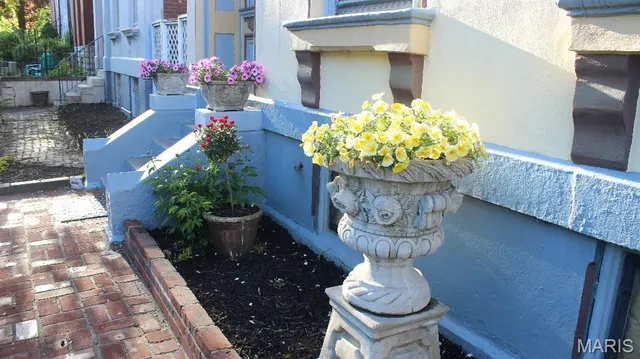 $1,050,000 | 1815 Lafayette Avenue, St. Louis, MO 63104