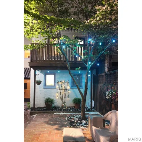 $1,050,000 | 1815 Lafayette Avenue, St. Louis, MO 63104