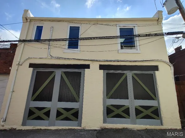 $970,000 | 1815 Lafayette Avenue, St. Louis, MO 63104