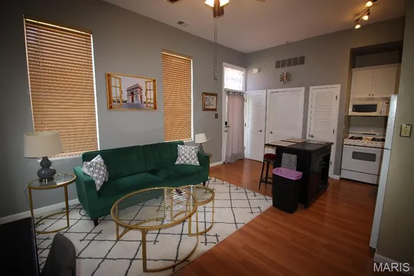 $970,000 | 1815 Lafayette Avenue, St. Louis, MO 63104