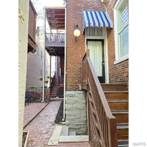 $1,050,000 | 1815 Lafayette Avenue, St. Louis, MO 63104