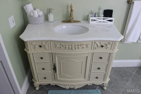 $970,000 | 1815 Lafayette Avenue, St. Louis, MO 63104