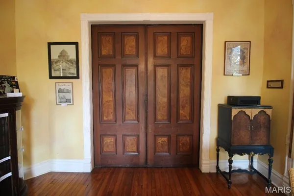 $970,000 | 1815 Lafayette Avenue, St. Louis, MO 63104