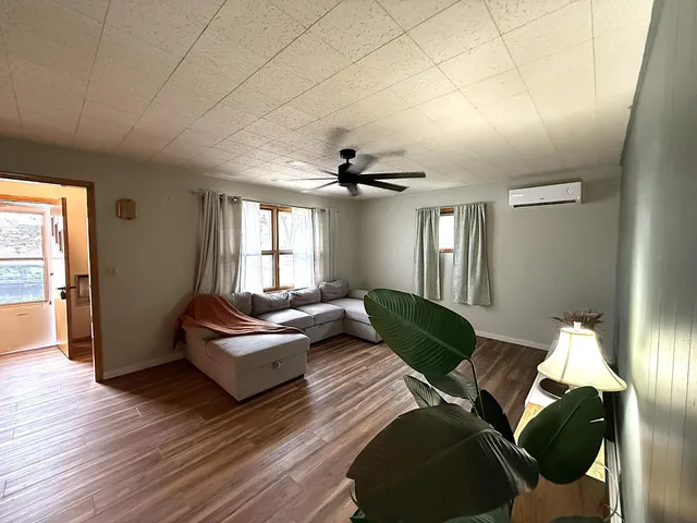 $89,900 | 409 3rd Street, Madison, MN 56256