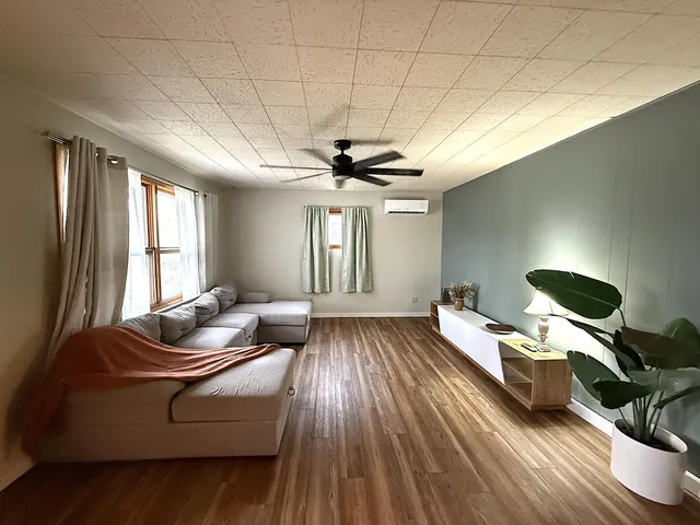 $89,900 | 409 3rd Street, Madison, MN 56256