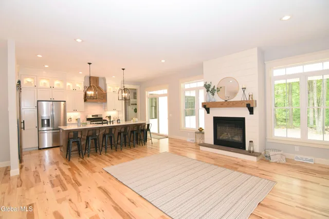 $800,357 | 103 Sand Hill Road, Greenfield, NY 12833