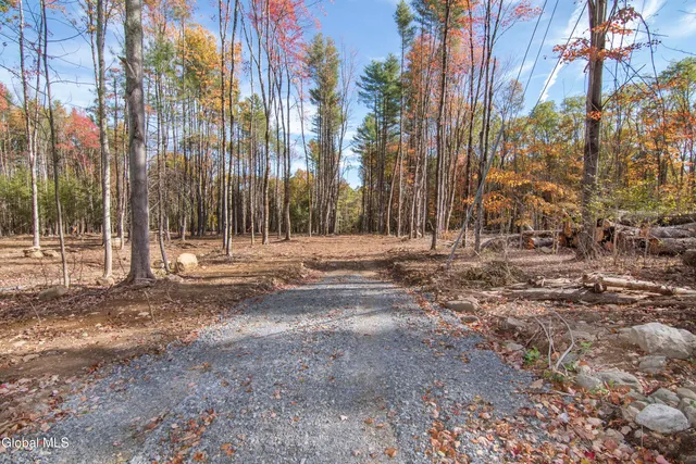 $800,357 | 103 Sand Hill Road, Greenfield, NY 12833