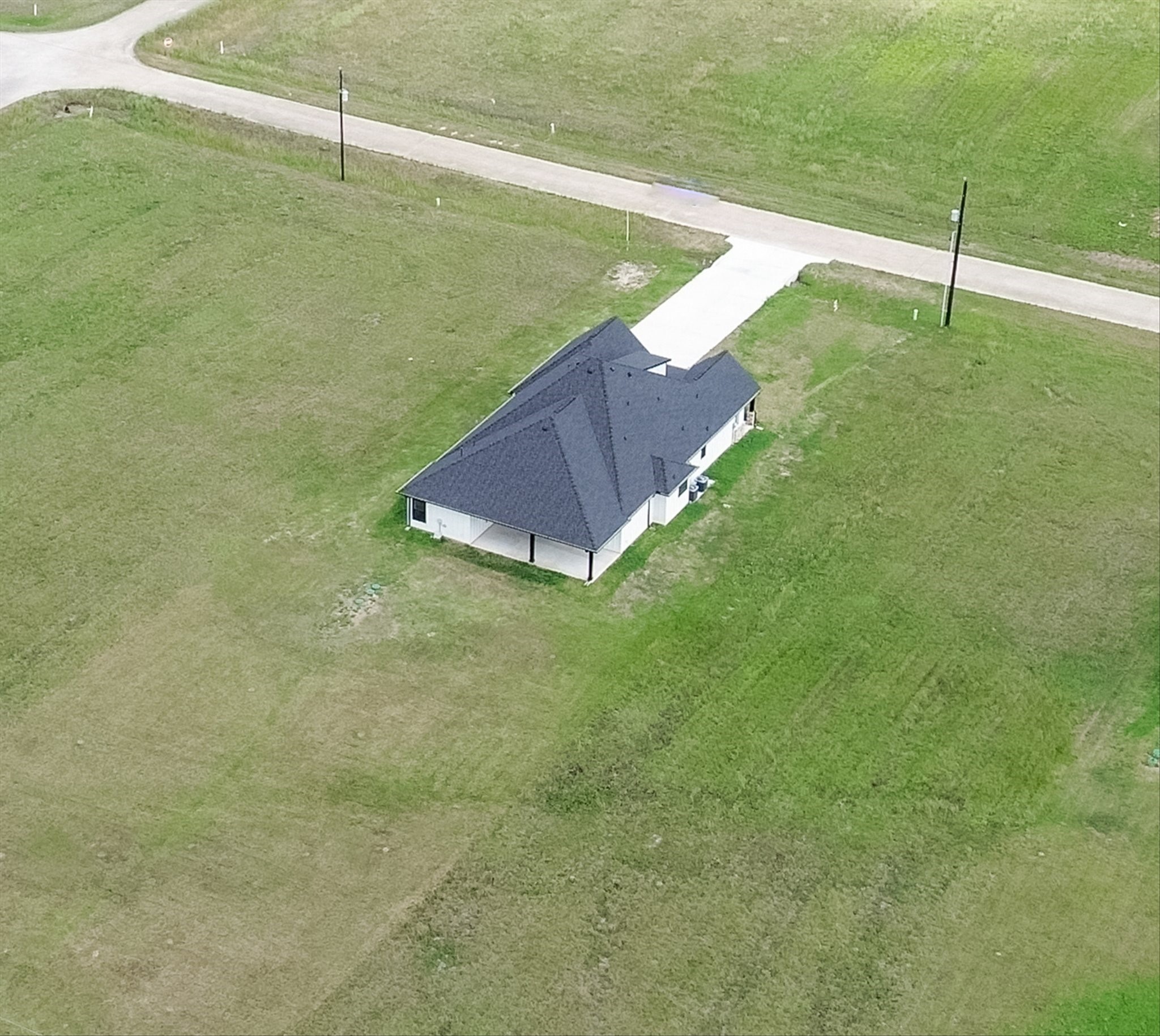 447 Sunset Trail Angleton, TX 77515 - Photo 37 of 41 Side way Aerial View