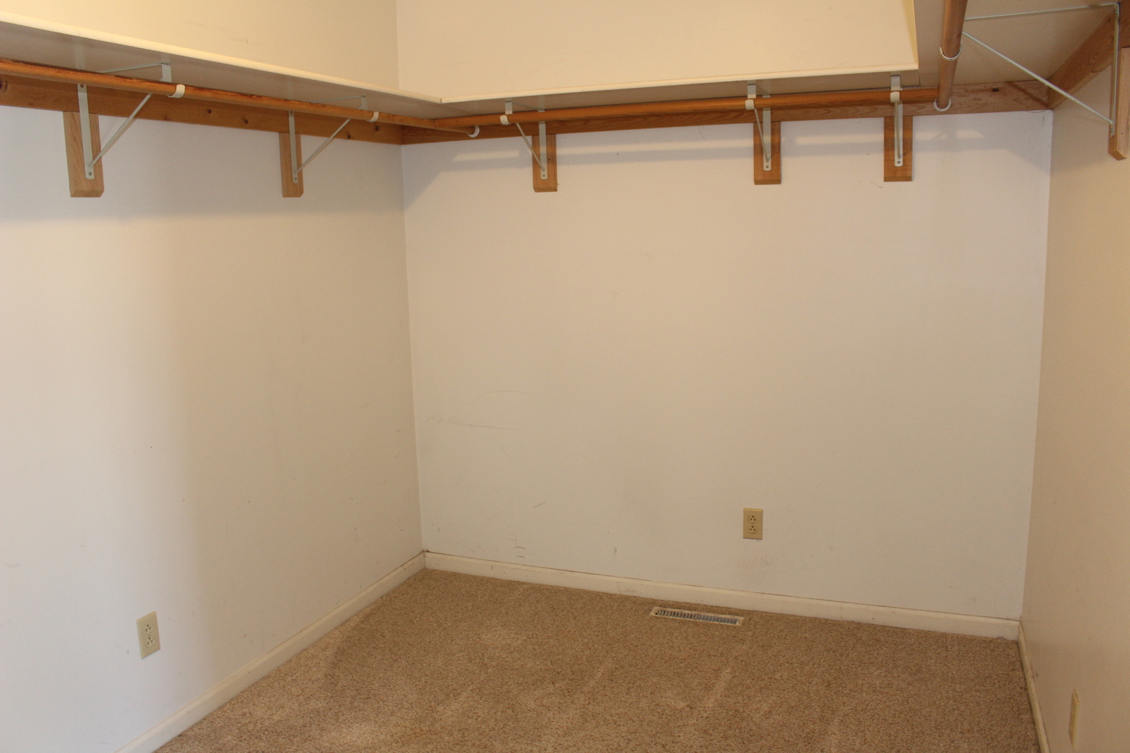 7629 White Oak Road Clinton, IL 61727 - Photo 41 of 47 a view of a room with racks on the wall