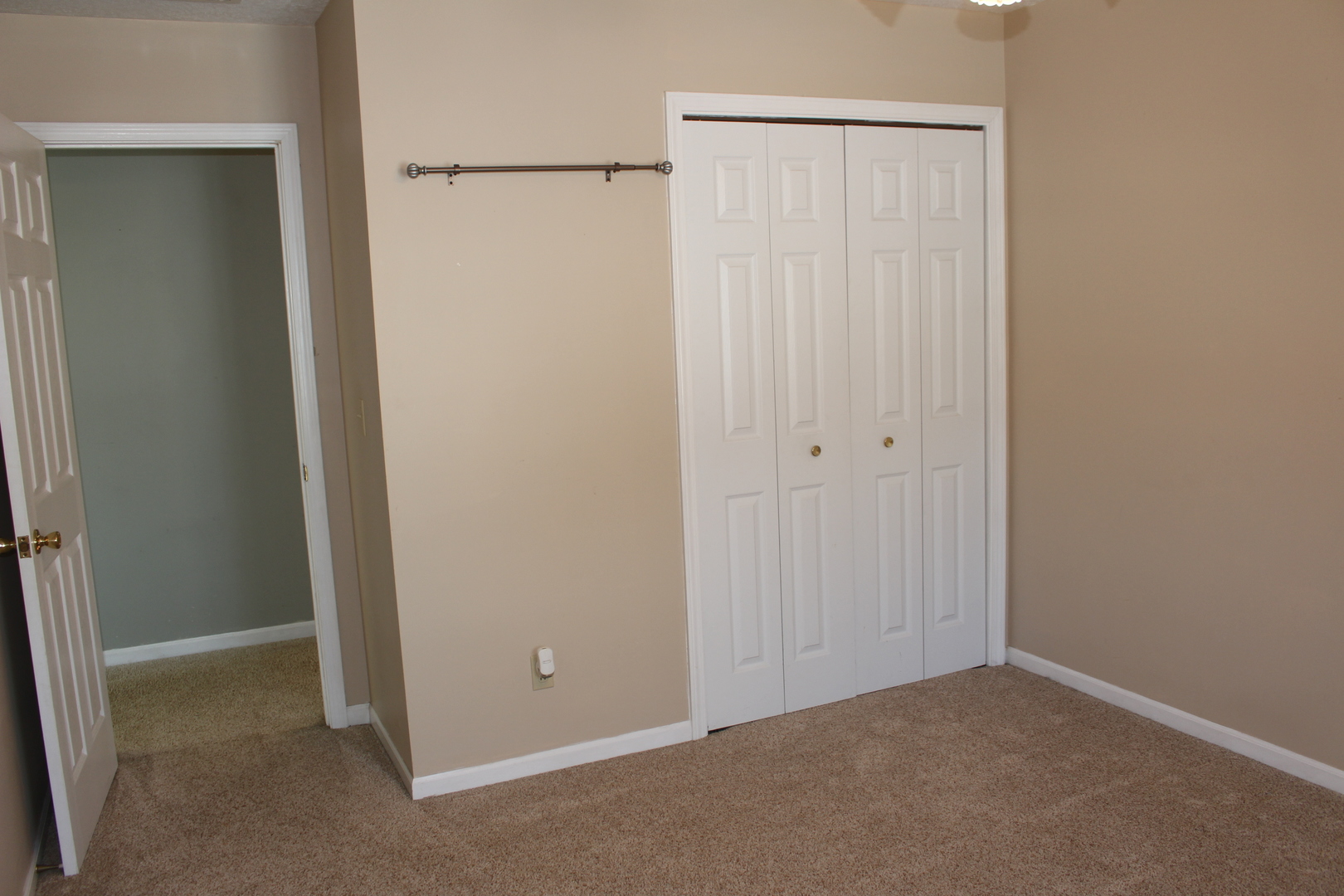 7629 White Oak Road Clinton, IL 61727 - Photo 46 of 47 an empty room with closet