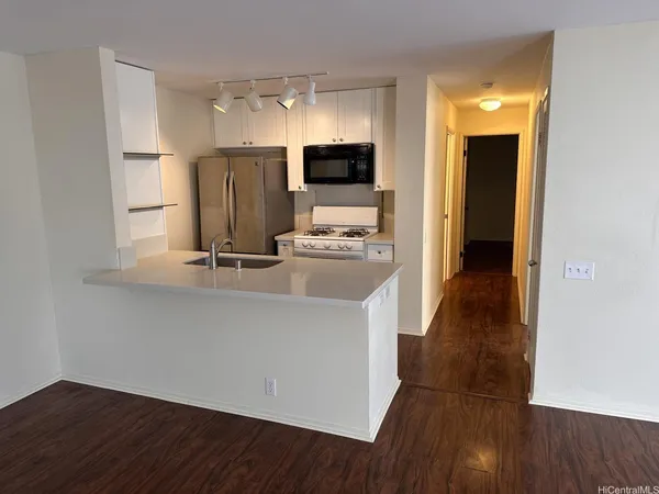 $2,650 | 91-242 Hanapouli Circle, Unit 26C, Ewa Beach, HI 96706