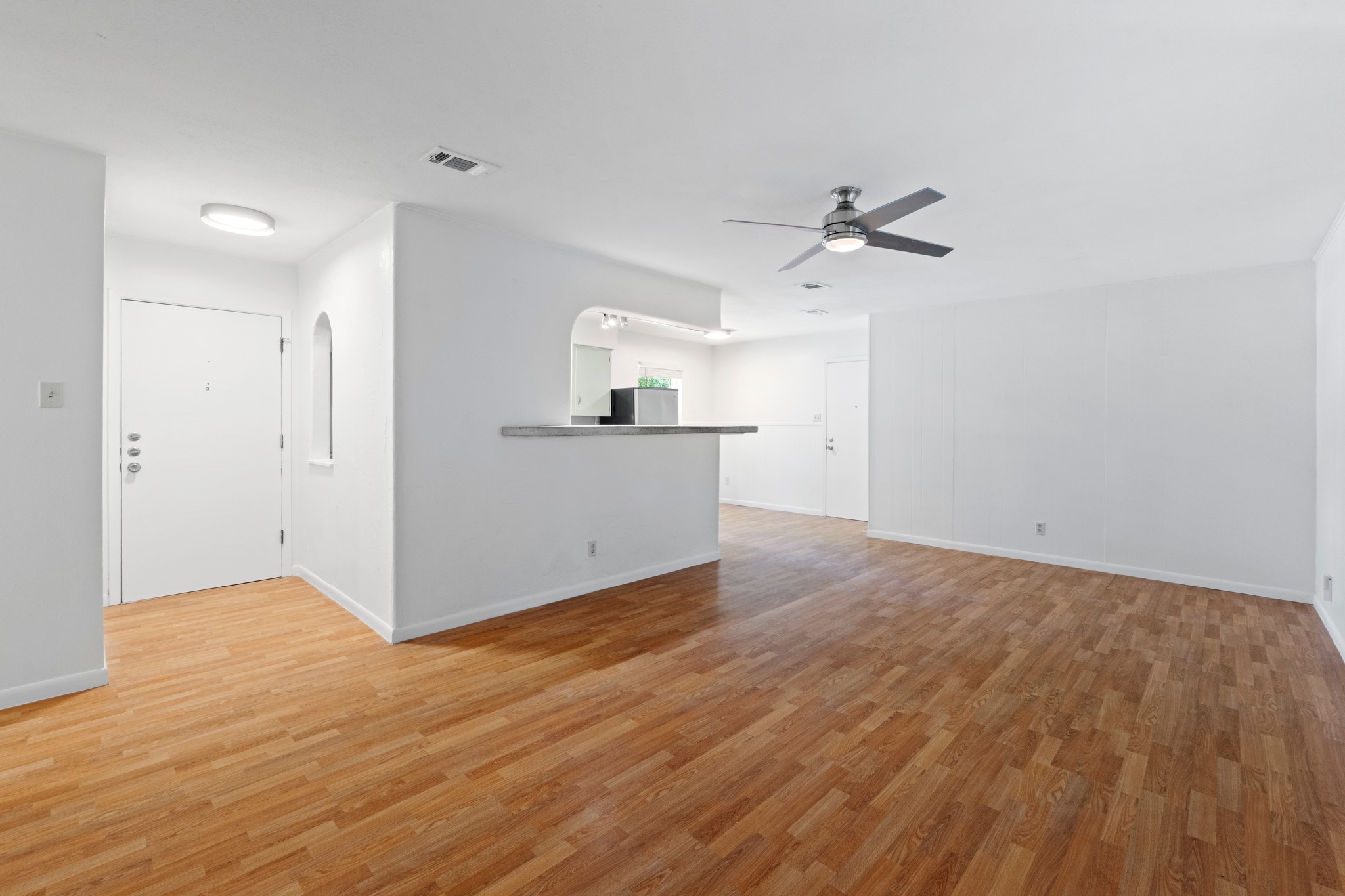 6005 Leisure Run Road Austin, TX 78745 - Photo 6 of 28