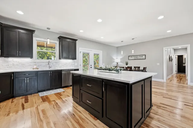 a view of a yard with trees