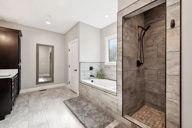 $759,000 | 1365 Seymour Drive, Pleasant View, TN 37146