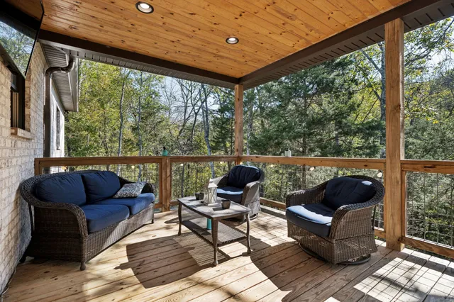 $759,000 | 1365 Seymour Drive, Pleasant View, TN 37146