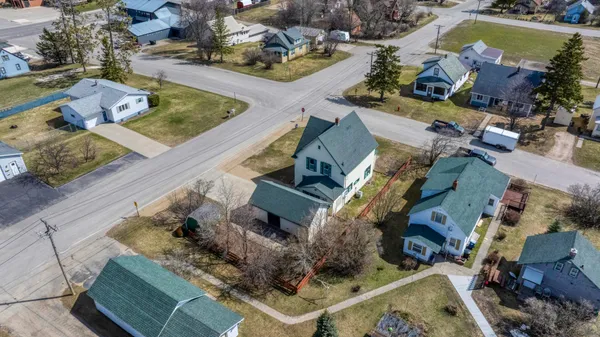 $136,000 | 103 Red Lake Avenue Southwest, Bagley, MN 56621