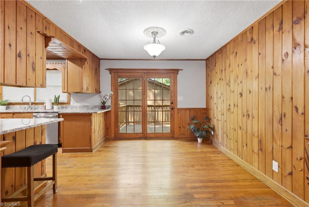 3089 Pipers Gap Road Mount Airy, NC 27030 - Photo 12 of 40