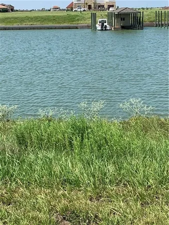 $100,000 | 162 Chateau Way, Port O'Connor, TX 77982