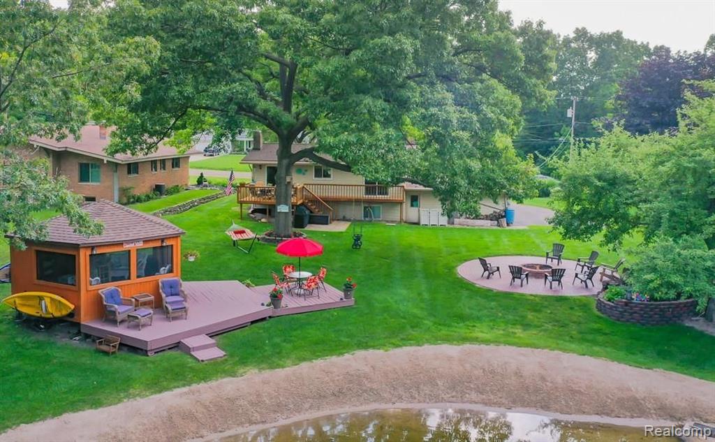 7875 Perry Lake Road Clarkston, MI 48348 - Photo 56 of 69