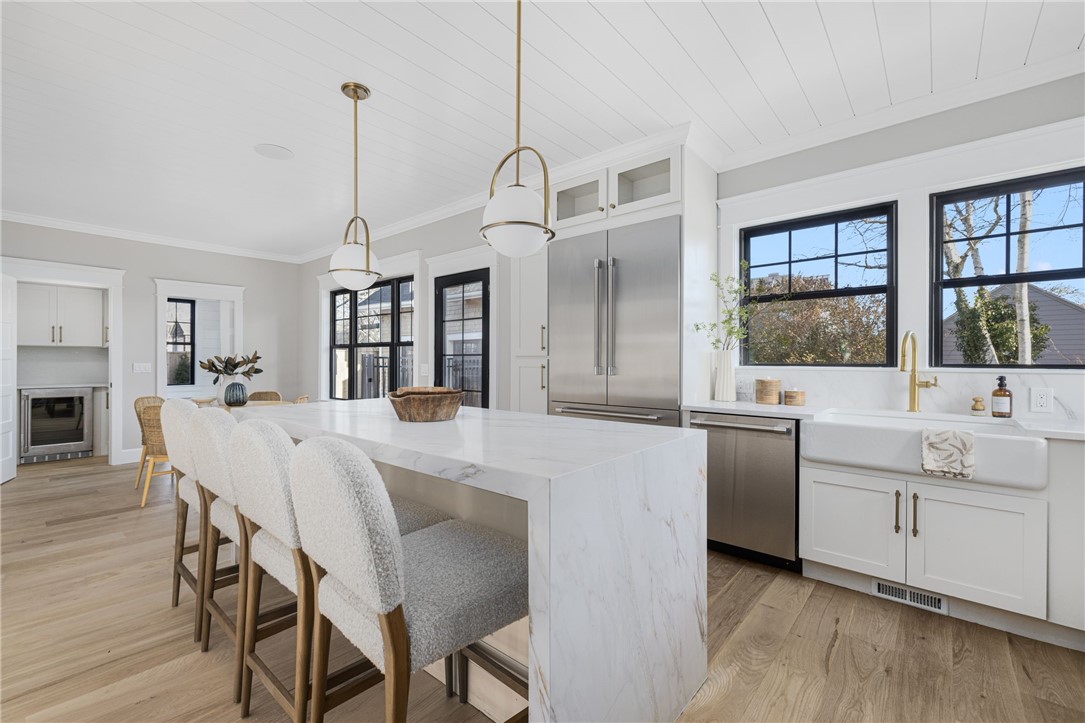 14 Kay Boulevard Middletown, RI 02842 - Photo 15 of 50 Kitchen