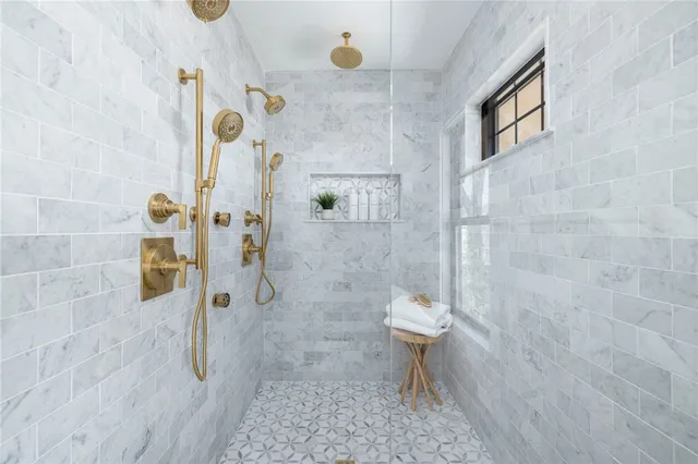 $3,995,000 | 14 Kay Boulevard, Middletown, RI 02842