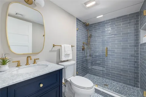 $3,995,000 | 14 Kay Boulevard, Middletown, RI 02842