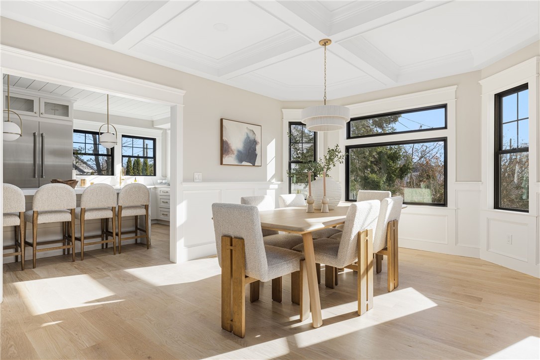 14 Kay Boulevard Middletown, RI 02842 - Photo 10 of 50 Dining Room