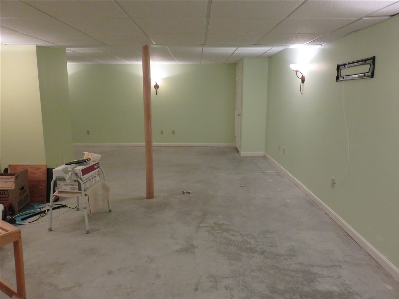 135 Leach Hill Road Goffstown, NH 03045 - Photo 22 of 29