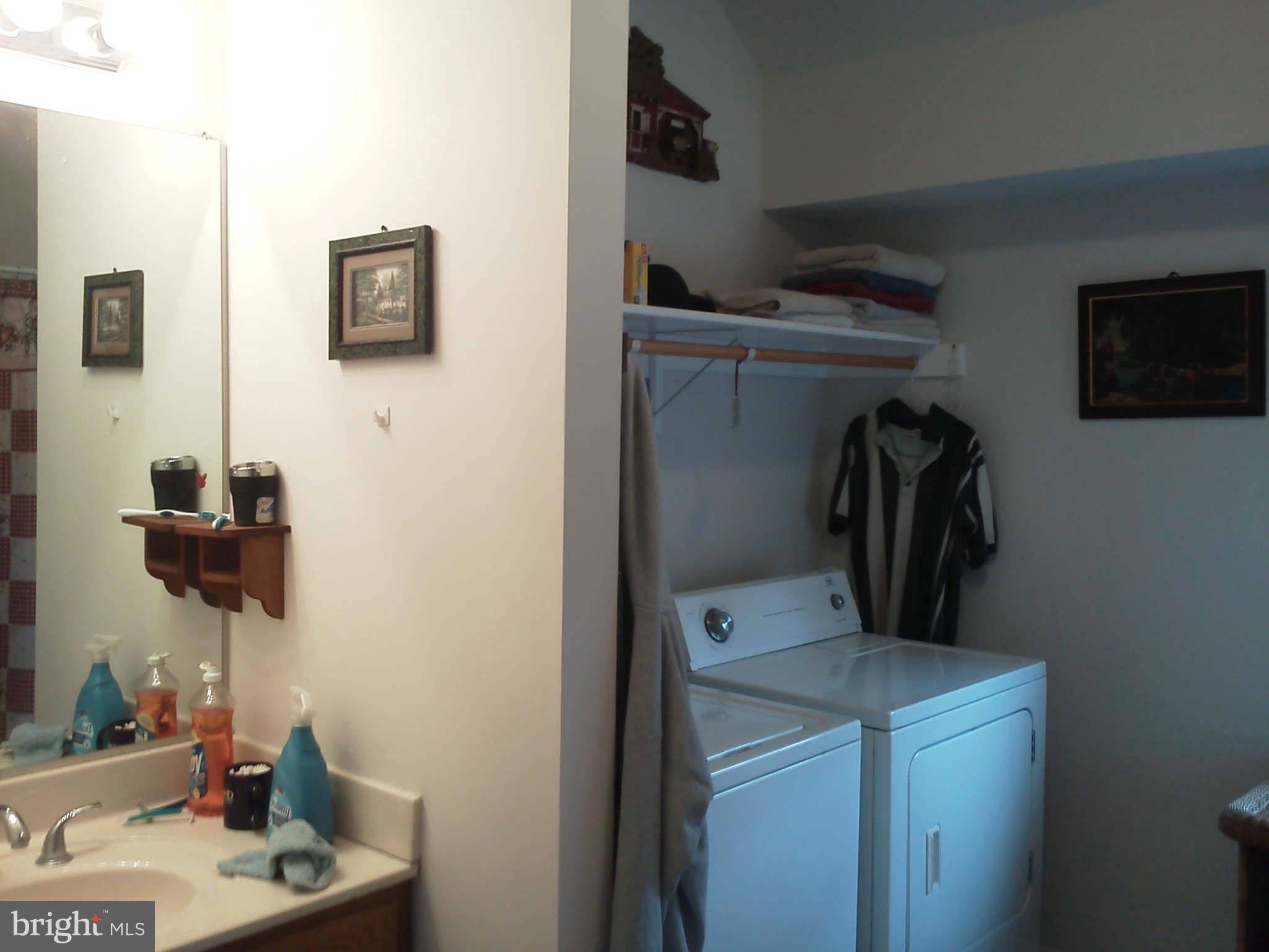 70 Flatwood Road Washington, VA 22747 - Photo 14 of 30 Bath