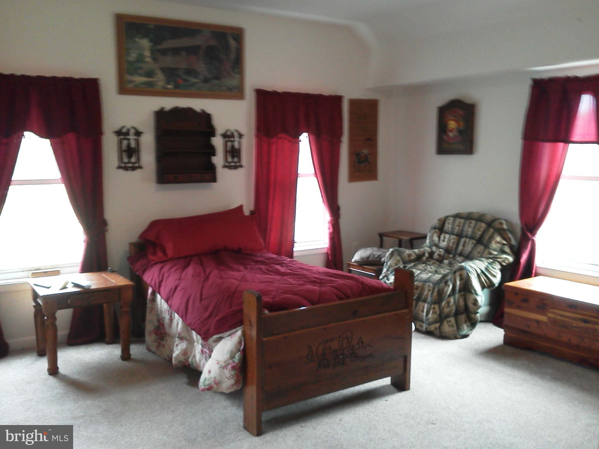 70 Flatwood Road Washington, VA 22747 - Photo 17 of 30 Bedroom