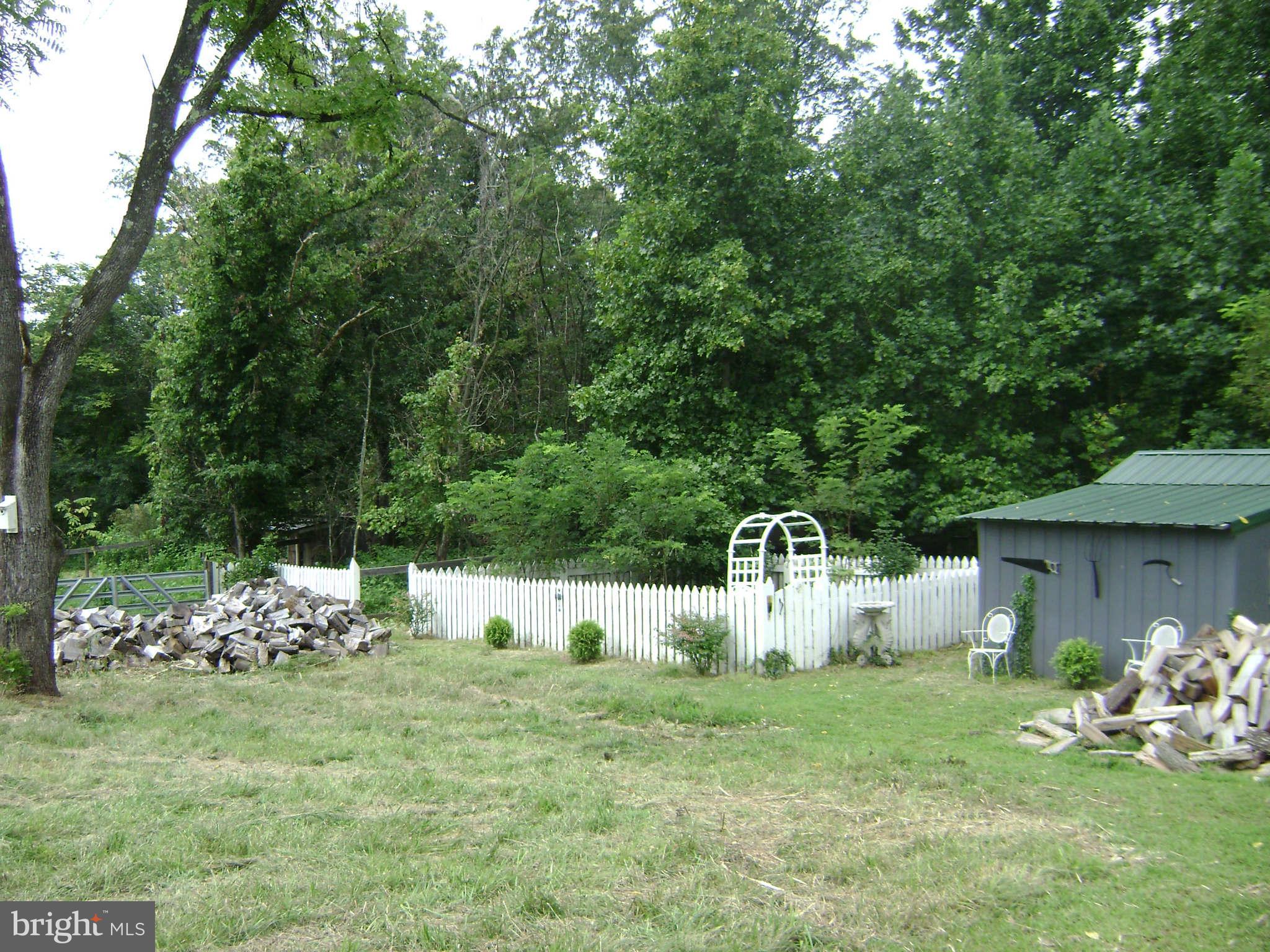 70 Flatwood Road Washington, VA 22747 - Photo 30 of 30 Exterior (Rear)