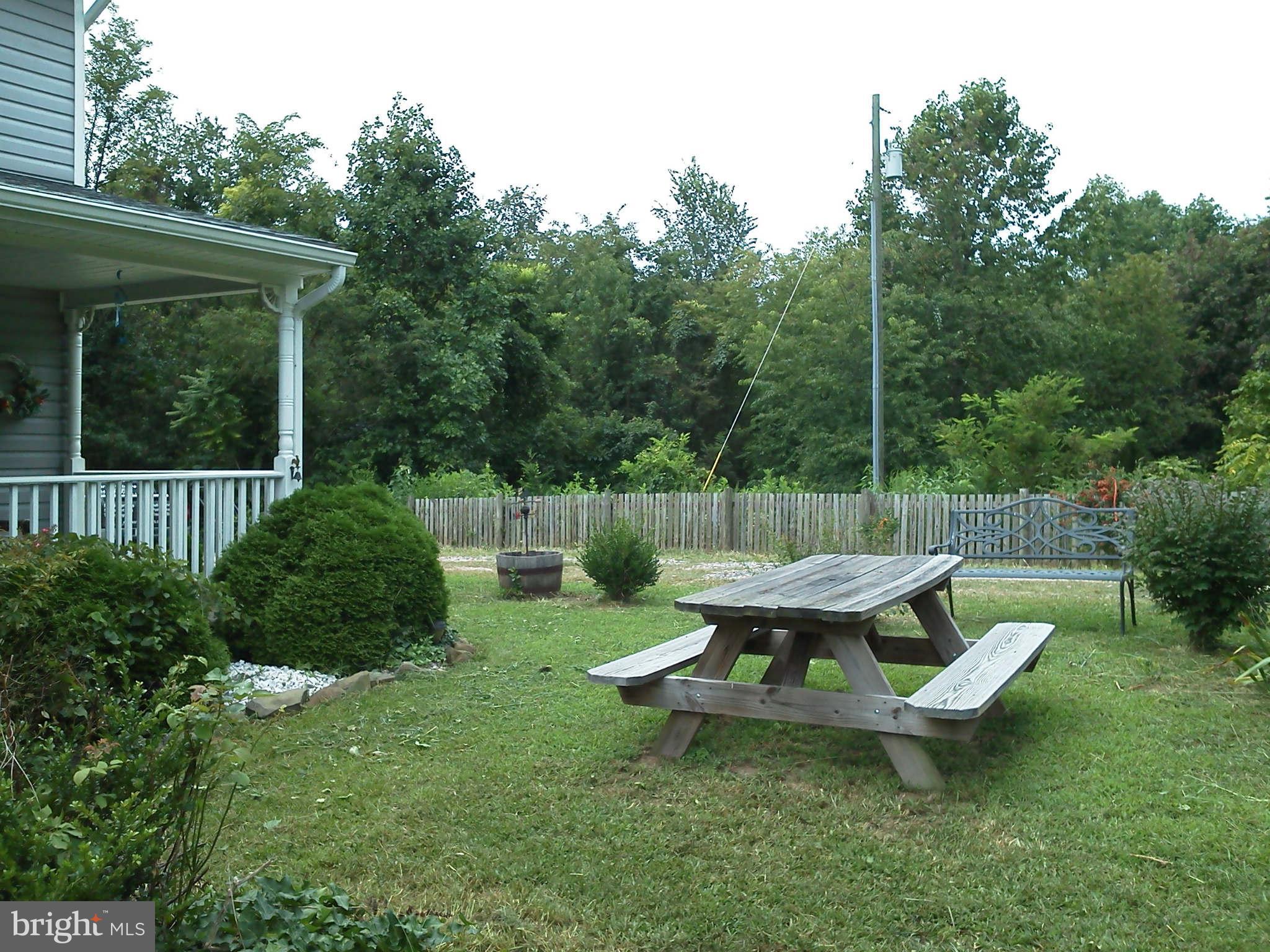 70 Flatwood Road Washington, VA 22747 - Photo 6 of 30 Exterior (Front)