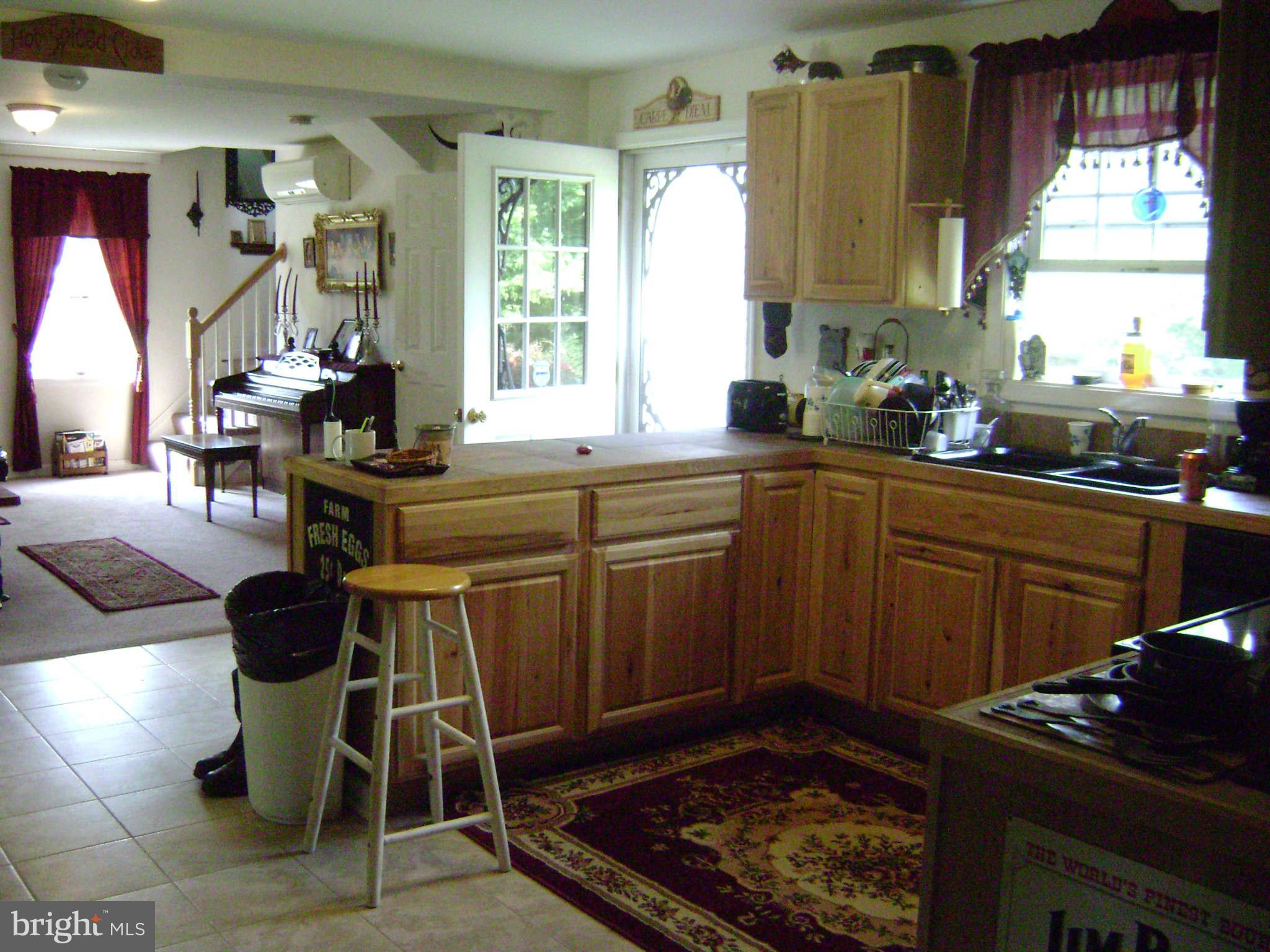70 Flatwood Road Washington, VA 22747 - Photo 8 of 30 Kitchen