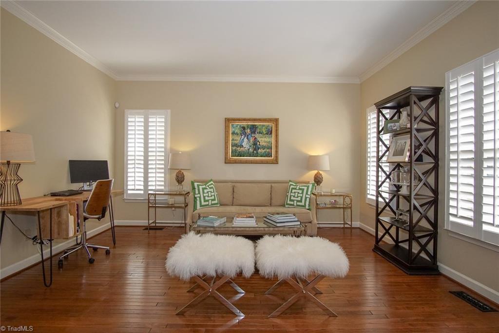 Enter into the gracious living room!
