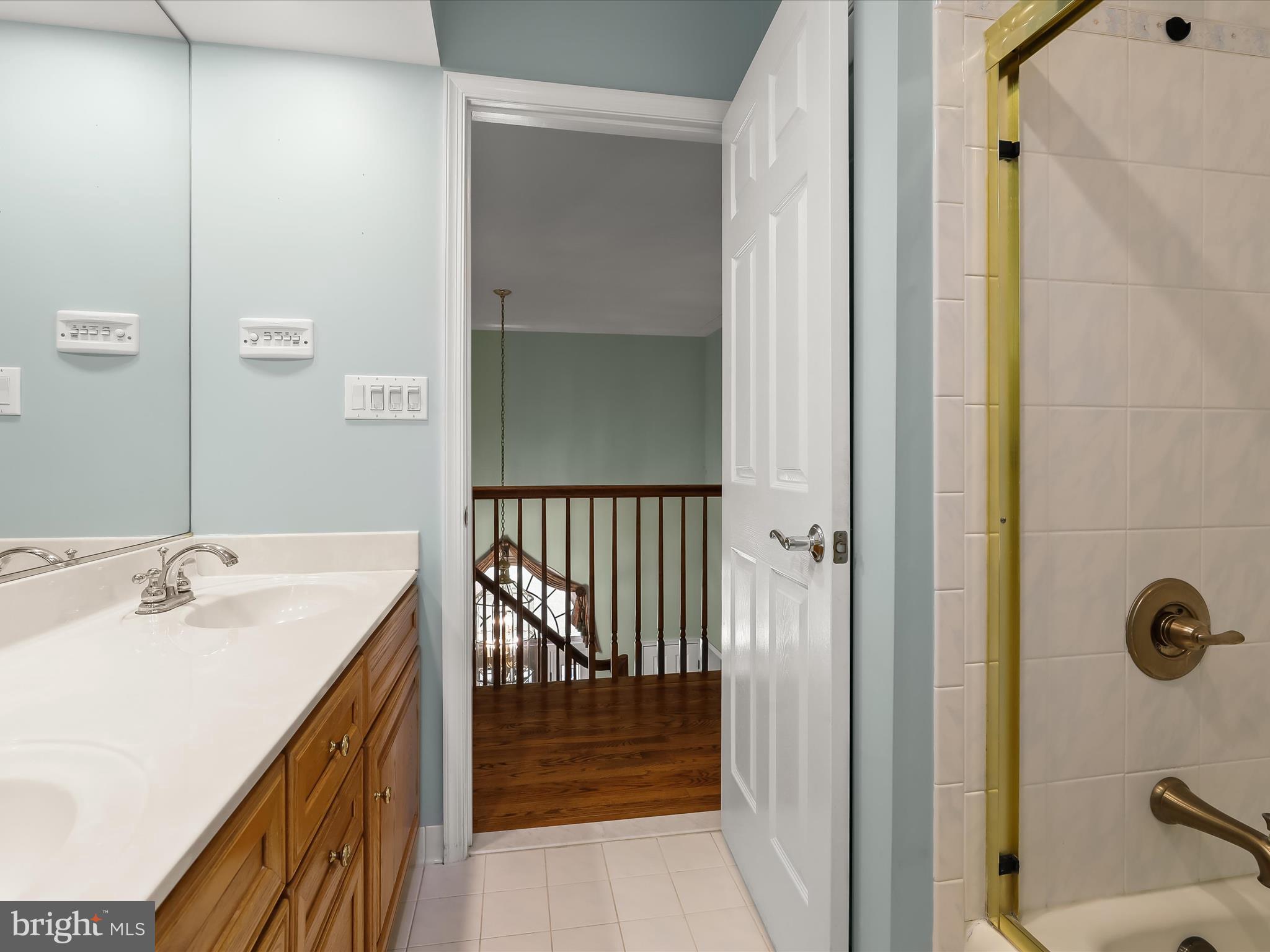 3155 Clarho Circle Finksburg, MD 21048 - Photo 35 of 70 a en suite bathroom with a sink and mirror