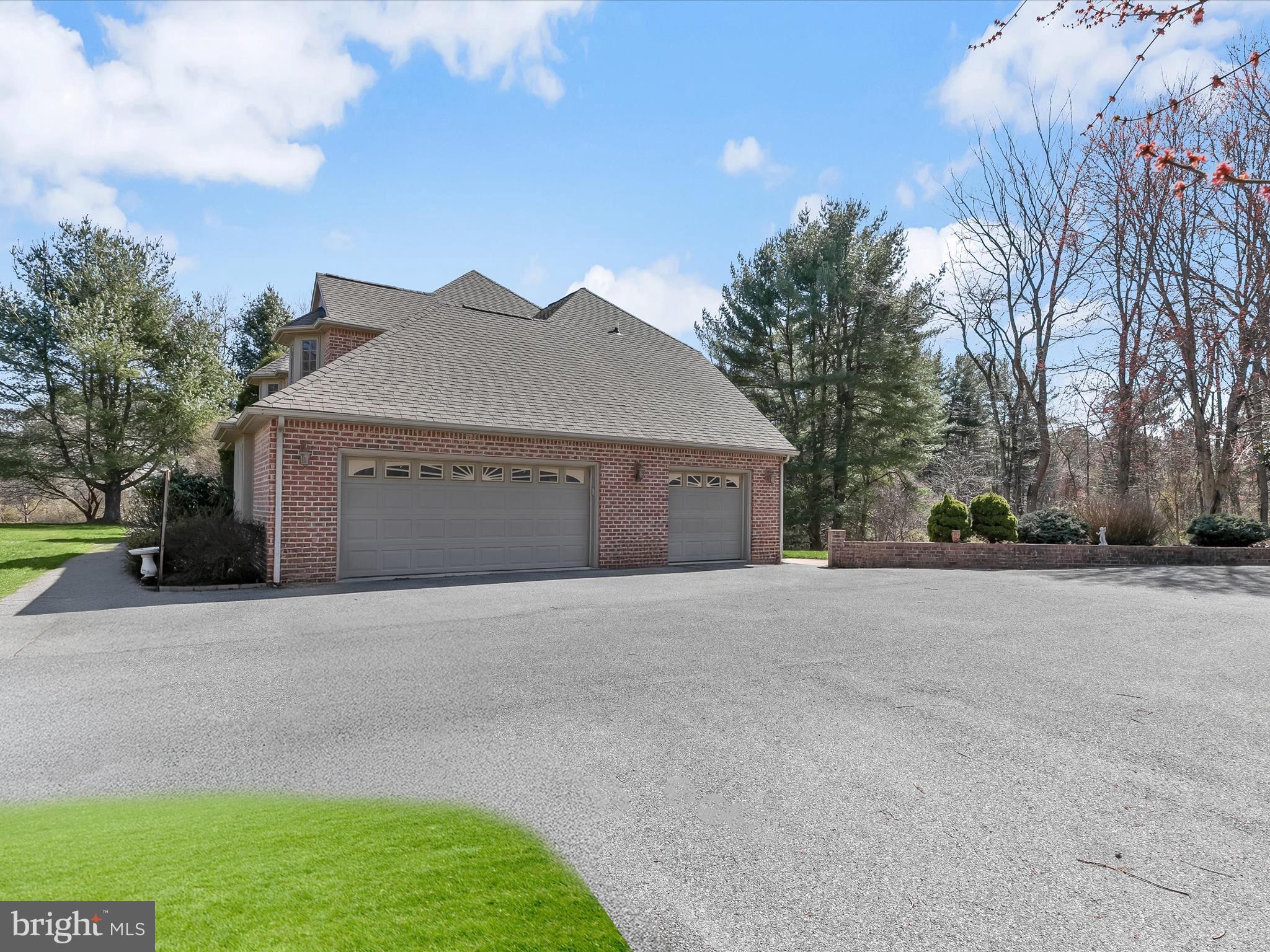 3155 Clarho Circle Finksburg, MD 21048 - Photo 60 of 70 Attached Garages