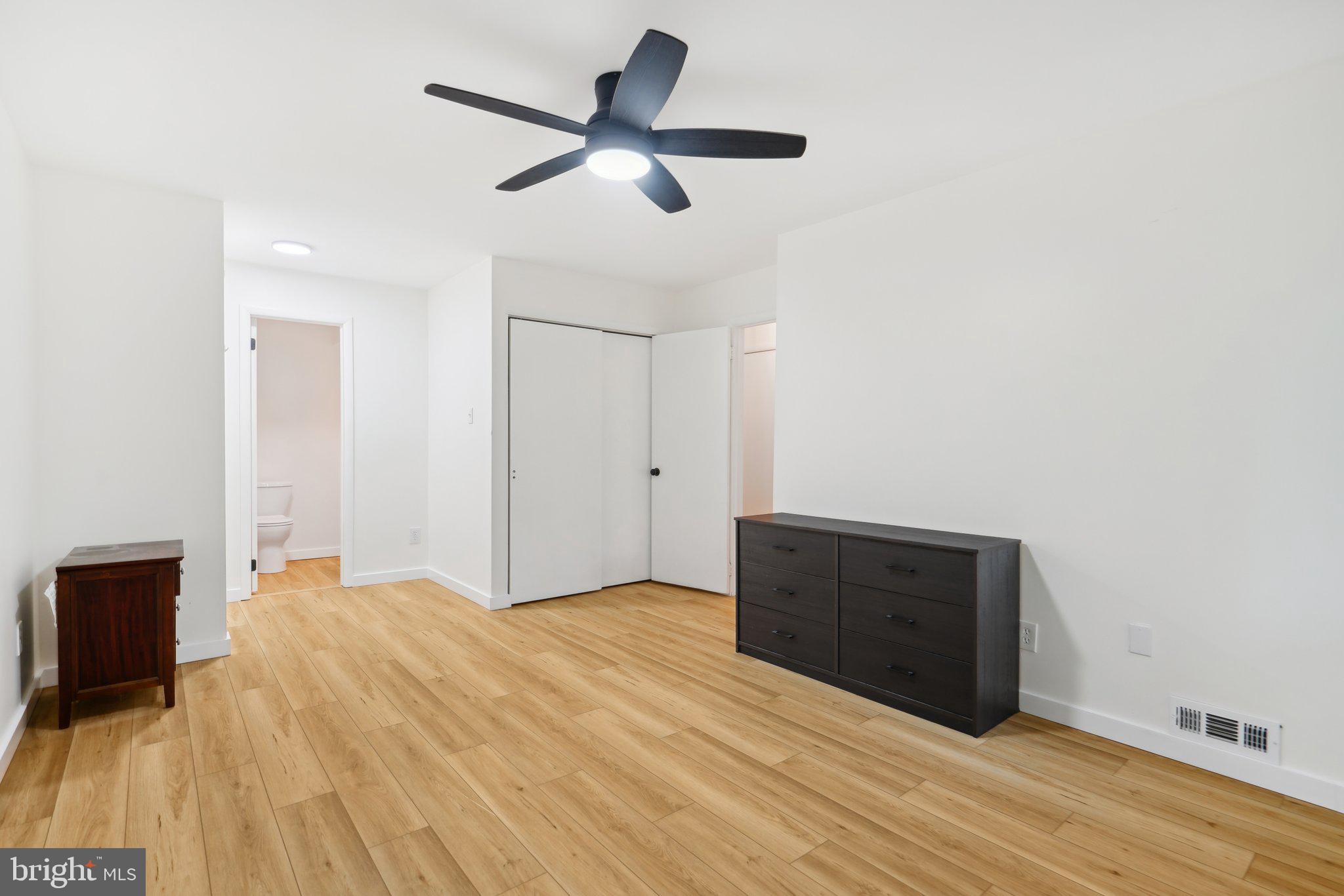203 Cypress Point Circle Mount Laurel, NJ 08054 - Photo 16 of 21 Primary Bedroom with Ensuite Bath
