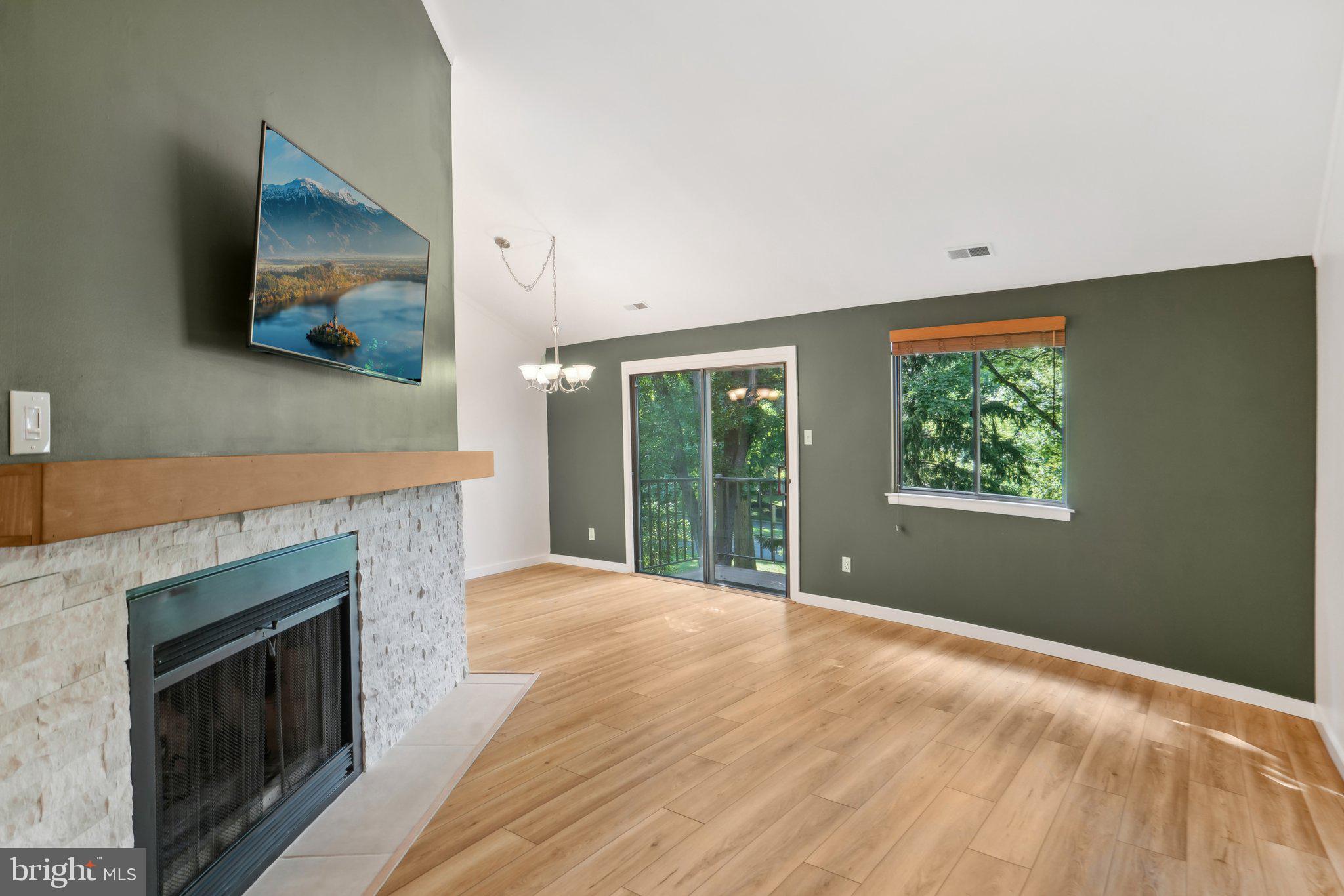 203 Cypress Point Circle Mount Laurel, NJ 08054 - Photo 4 of 21 LIght bright Great Room with soaring ceilings