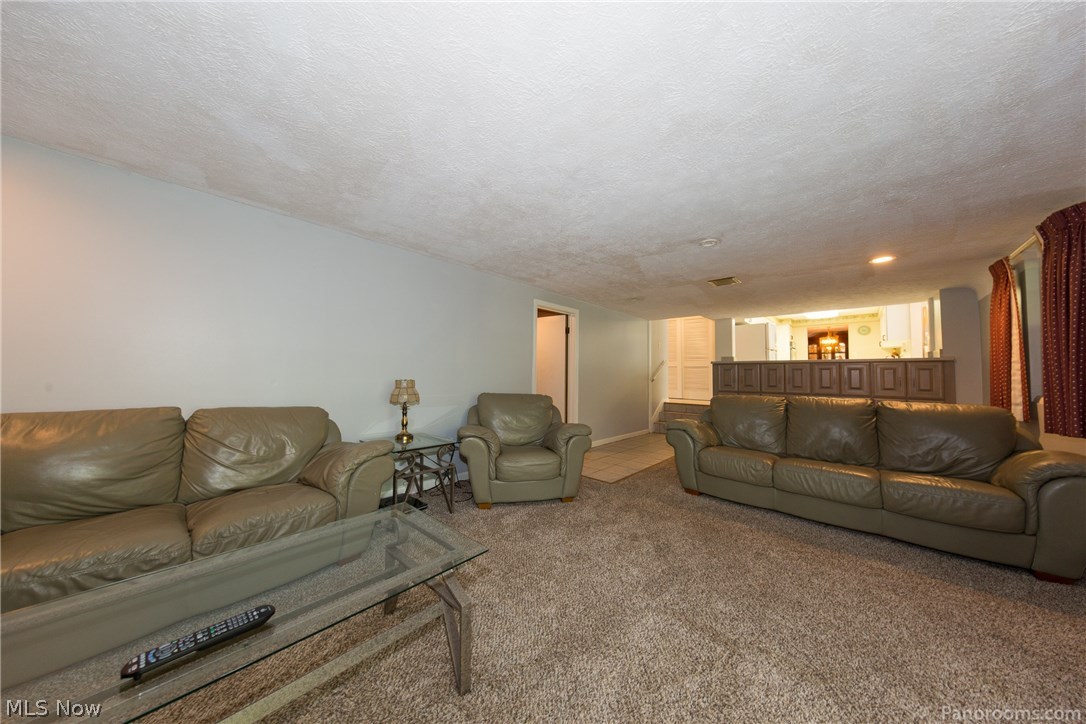 15435 Dale Road Chagrin Falls, OH 44022 - Photo 16 of 35