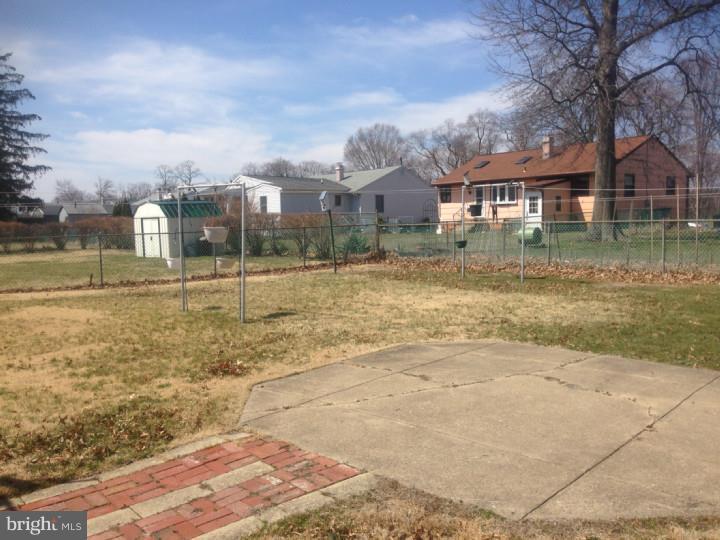 513 Polk Street Riverside, NJ 08075 - Photo 6 of 12