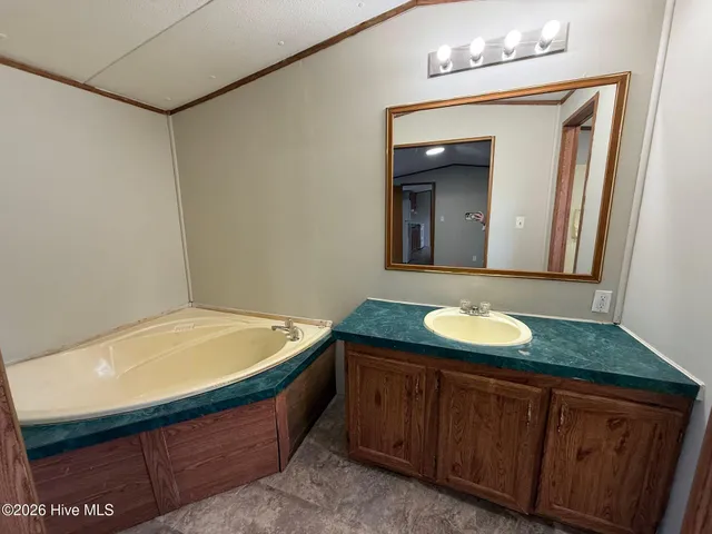 $850 | 631 Holly Shelter Road, Unit 9, Jacksonville, NC 28540