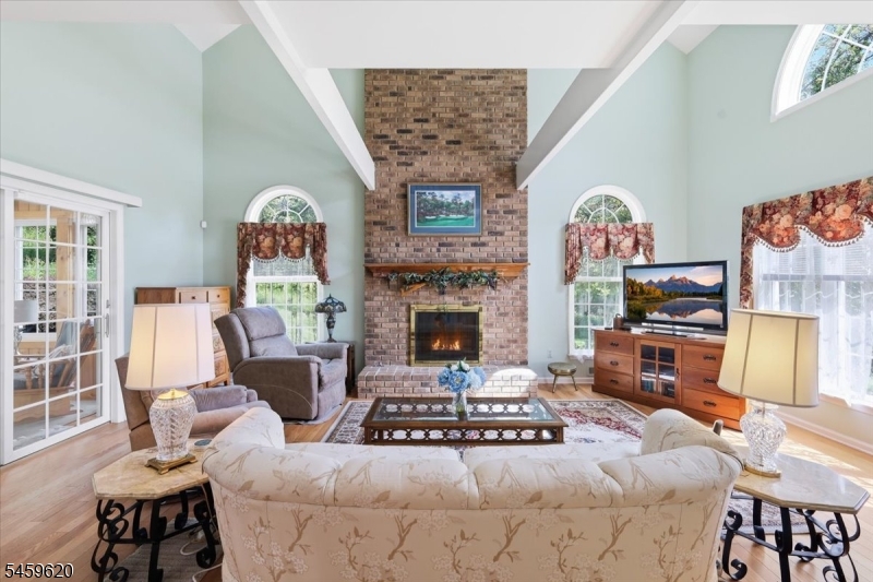 42 Copper Penny Road Flemington, NJ 08822 - Photo 6 of 45 Gallery Image 6