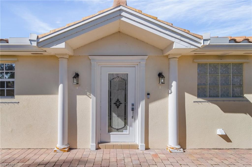 4187 St George Lane Naples, FL 34119 - Photo 3 of 27 View of doorway to property
