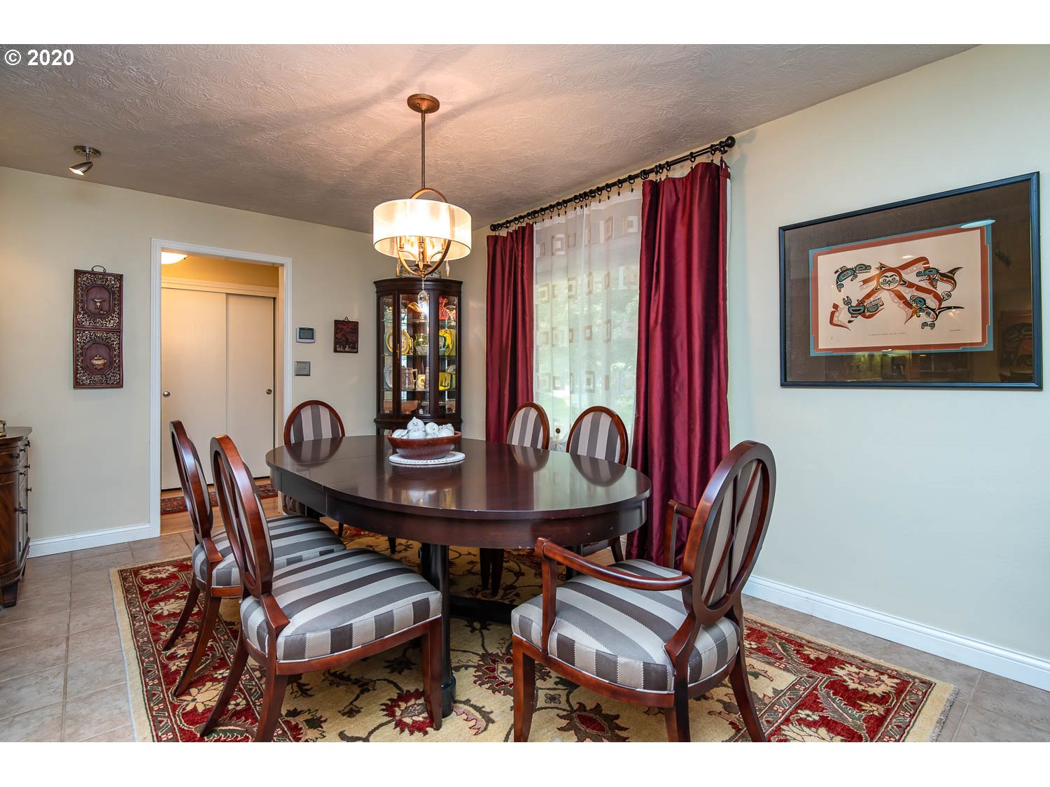 5269 Southwest Dosch Road Portland, OR 97239 - Photo 16 of 32 Gallery Image 16
