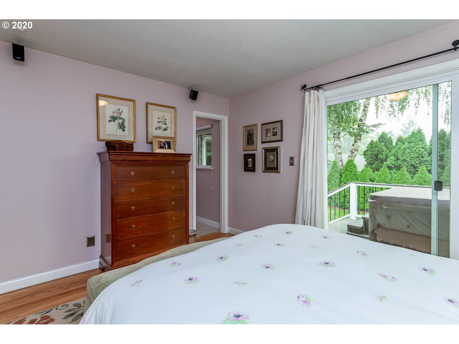 5269 Southwest Dosch Road Portland, OR 97239 - Photo 18 of 32 Gallery Image 18