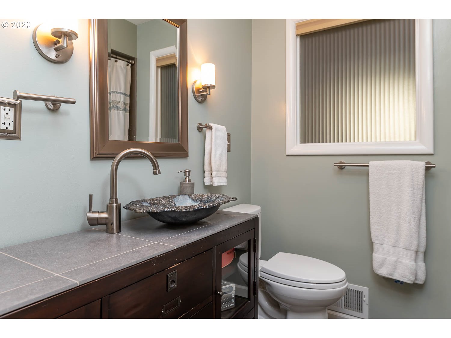 5269 Southwest Dosch Road Portland, OR 97239 - Photo 23 of 32 Gallery Image 23