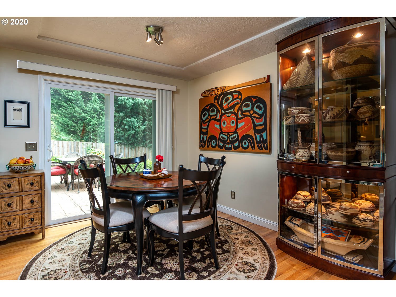 5269 Southwest Dosch Road Portland, OR 97239 - Photo 8 of 32 Gallery Image 8