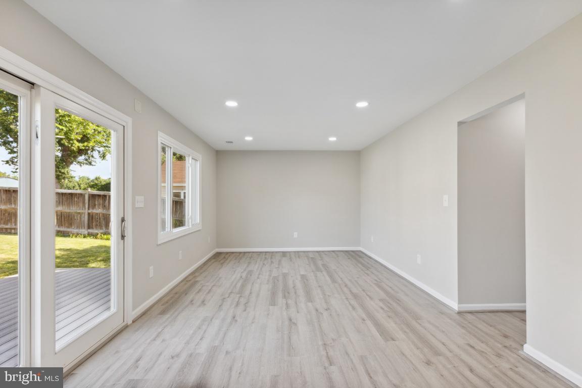 6712 Barrett Road Falls Church, VA 22042 - Photo 15 of 45 Gallery Image 15